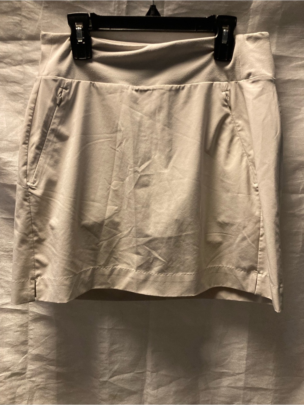 Athleta Cream Performance Skort with Side Pockets